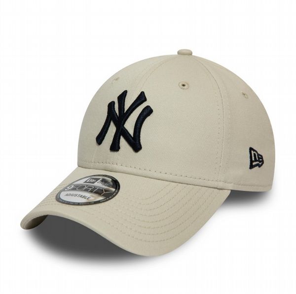 New Era 9Forty Yankees Cap (Cream/Black)